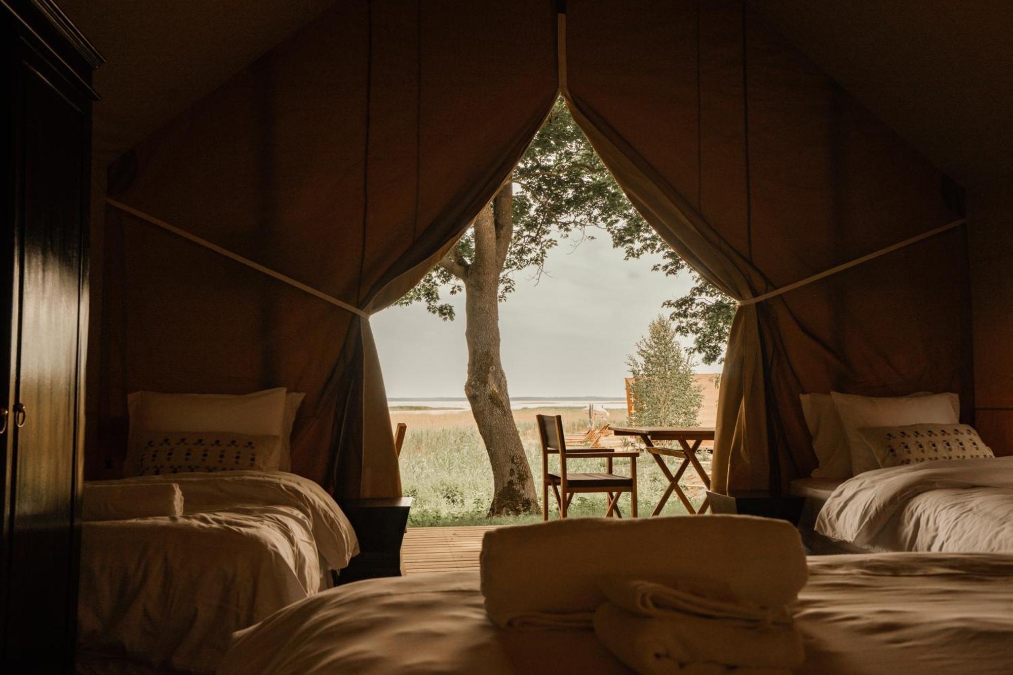 Mia Glamping Hotell Orissaare Eksteriør bilde