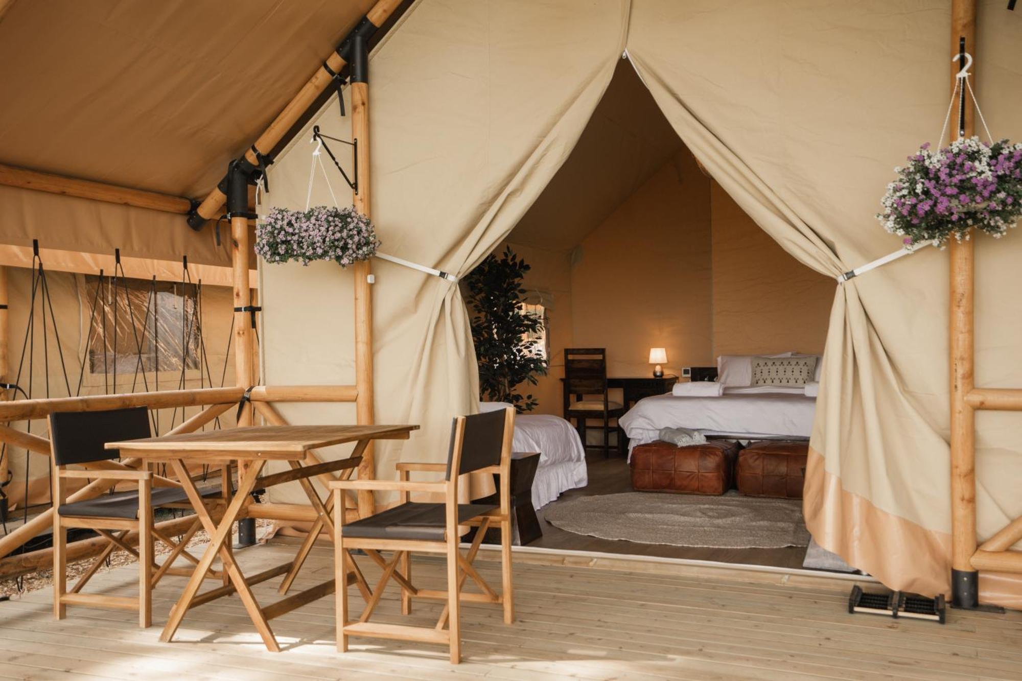 Mia Glamping Hotell Orissaare Eksteriør bilde