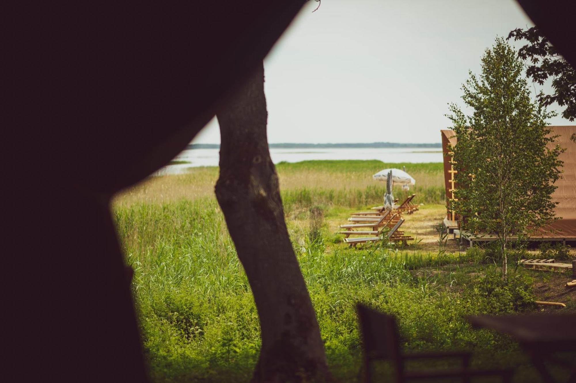 Mia Glamping Hotell Orissaare Eksteriør bilde