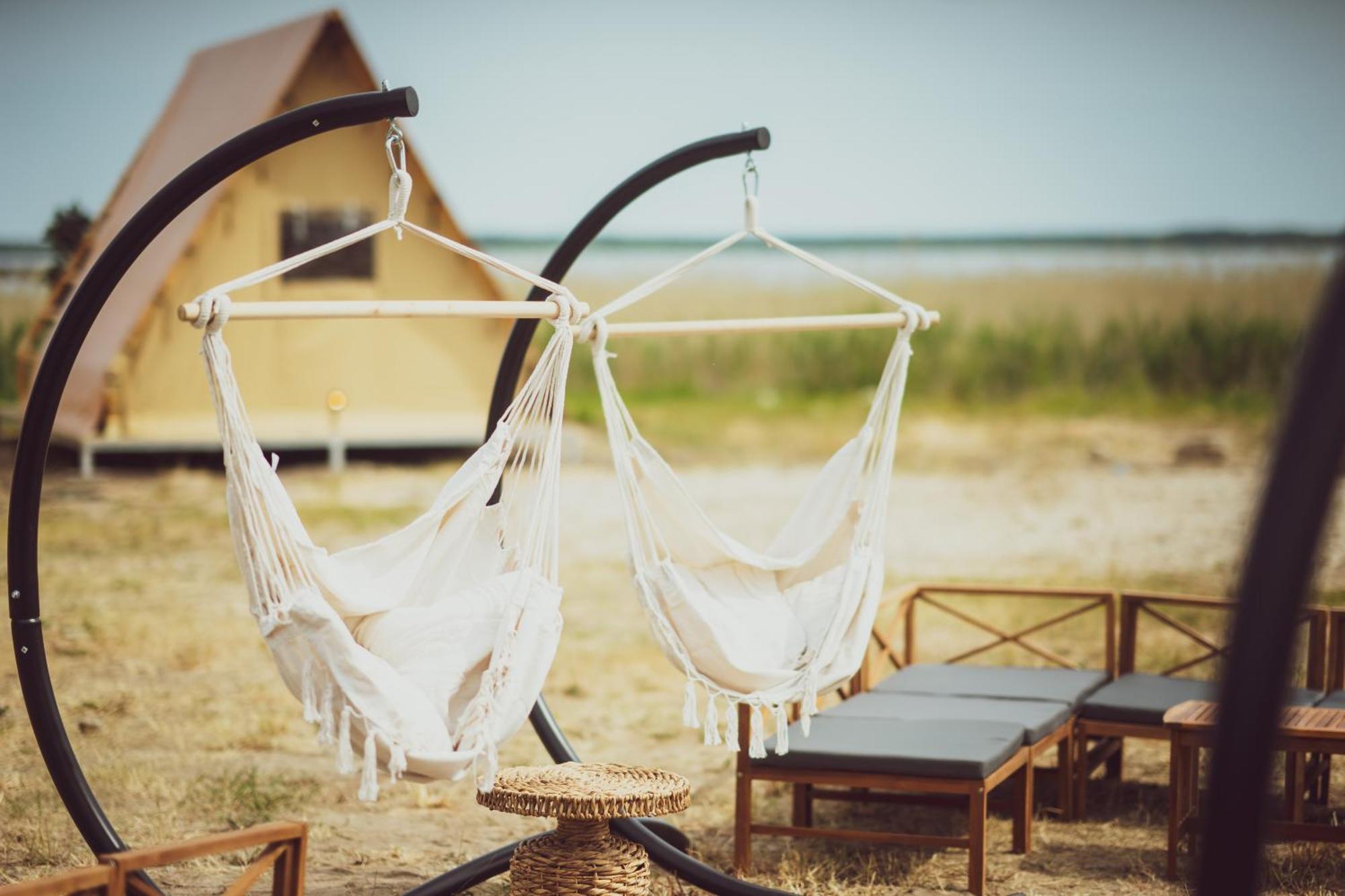 Mia Glamping Hotell Orissaare Eksteriør bilde