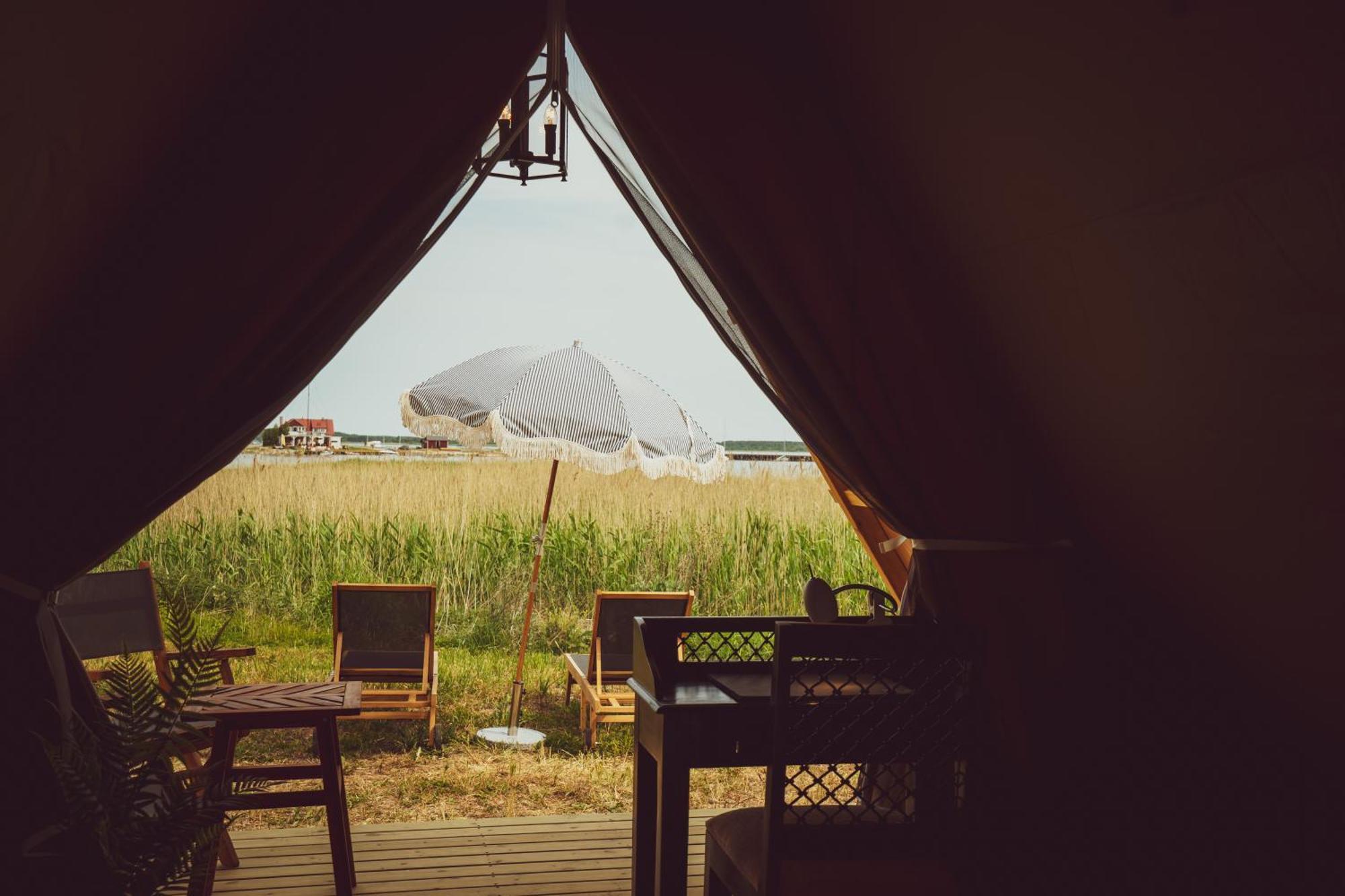 Mia Glamping Hotell Orissaare Eksteriør bilde